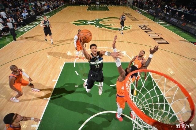 下届还有李凯尔吗 苏群:我的理解他是一次一签