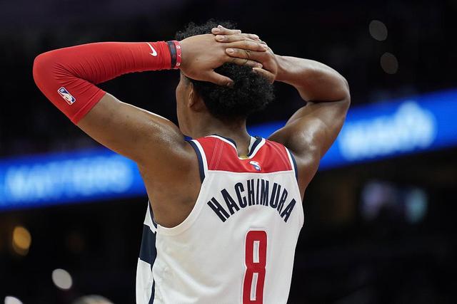 巴特勒26分热火送活塞3连败 篮网力克76人