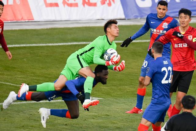 英联杯-B费卡塞米罗梅开二度 曼联5-2莱斯特城